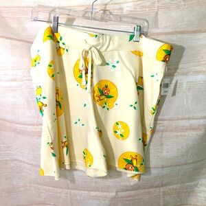 Disney Mens Orange Bird Shorts nwt